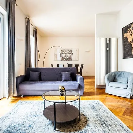 Exclusive 3 Bedrooms Near Duomo * Milan