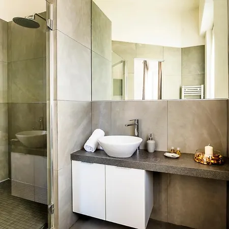 Exclusive 3 Bedrooms Near Duomo *