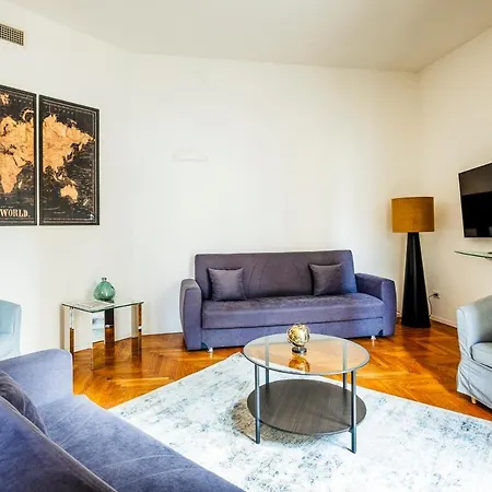 Appartement Exclusive 3 Bedrooms Near Duomo *