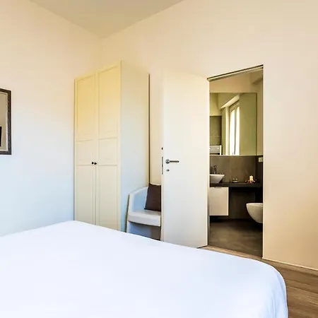 Appartement Exclusive 3 Bedrooms Near Duomo *